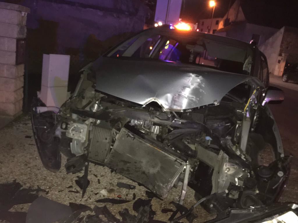 Dijon : Accident Rue Michel-Servet - Un Véhicule Percute Un Mur - Le Conducteur Impliqué Dijon : Accident Rue Michel-Servet - Un Véhicule Percute Un Mur - Le Conducteur Impliqué