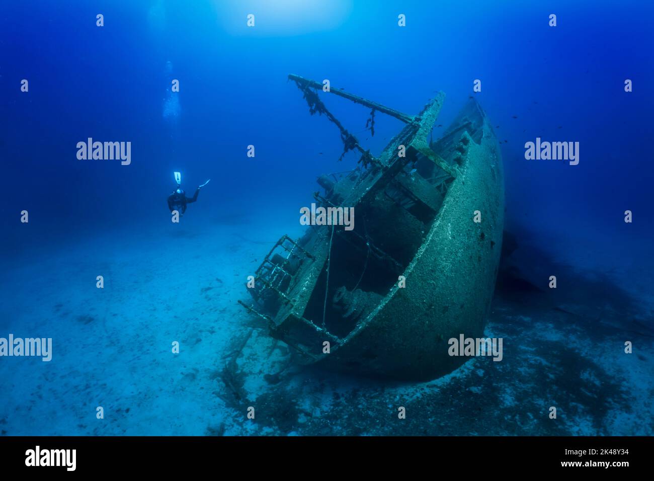 Diver Dies Recovering Sunken Superyacht Of Tech Tycoon Diver Dies Recovering Sunken Superyacht Of Tech Tycoon