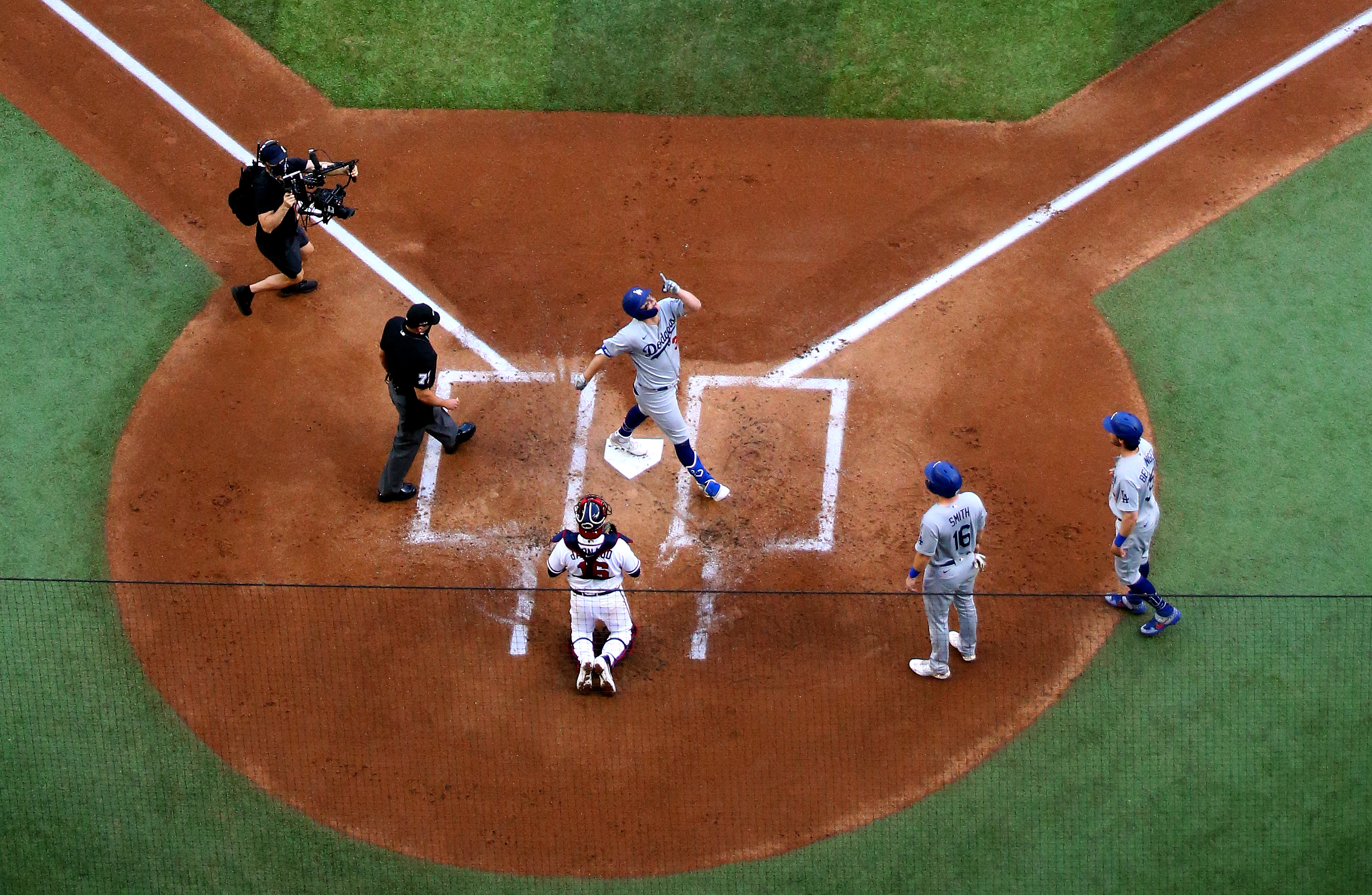 Dodgers Lose High-Scoring 11-10 Game Dodgers Lose High-Scoring 11-10 Game