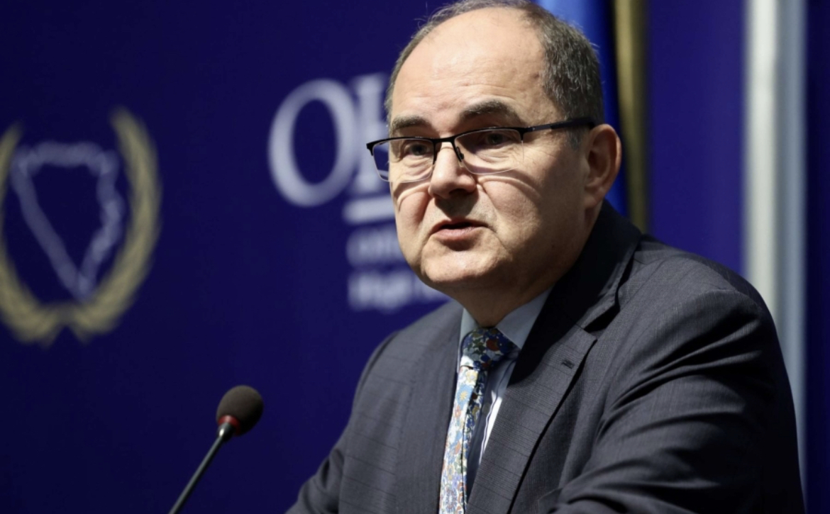 Đoković Ruši Federerove Rekorde: Detaljna Analiza Đoković Ruši Federerove Rekorde: Detaljna Analiza
