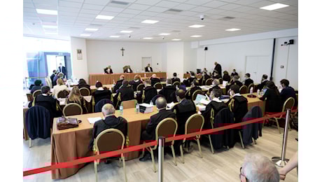 Domani Pubblica Nuove Chat: Il Complotto Contro Di Me Secondo Becciu Domani Pubblica Nuove Chat: Il Complotto Contro Di Me Secondo Becciu