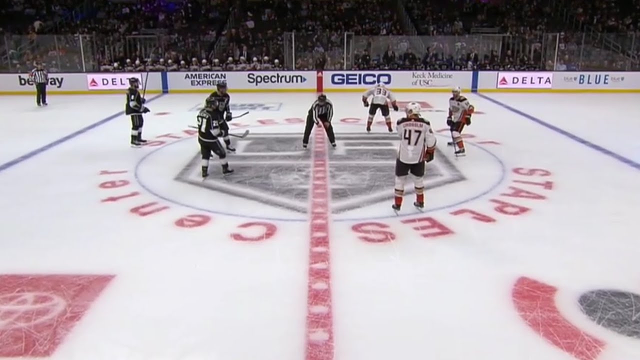 Ducks' Carlsson Scores Twice, But Stars Win In Overtime Ducks' Carlsson Scores Twice, But Stars Win In Overtime