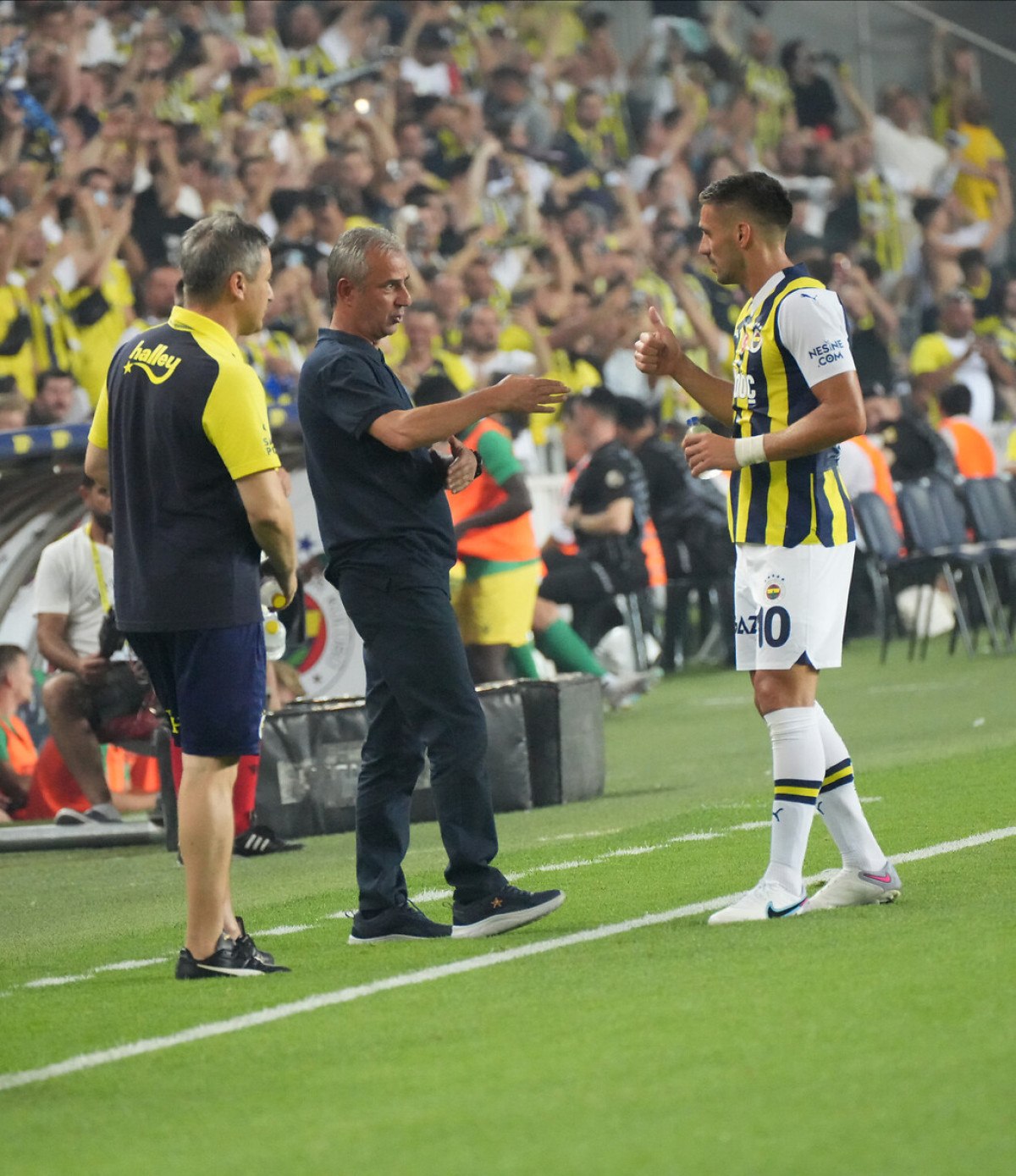 Dusan Tadiç'in Süper Lig'deki 100. Maçı Dusan Tadiç'in Süper Lig'deki 100. Maçı