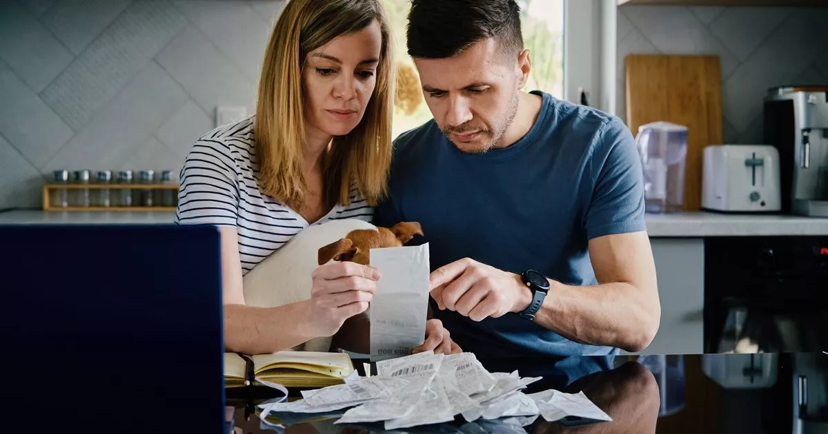 DWP Universal Credit Refunds: April & May Payments Following £5 Billion Cuts DWP Universal Credit Refunds: April & May Payments Following £5 Billion Cuts