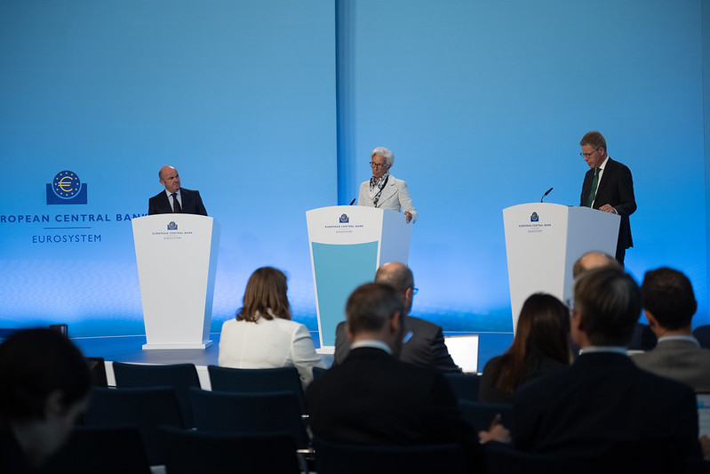 ECB Kararı Ve Avrupa Borsalarındaki Son Gelişmeler ECB Kararı Ve Avrupa Borsalarındaki Son Gelişmeler