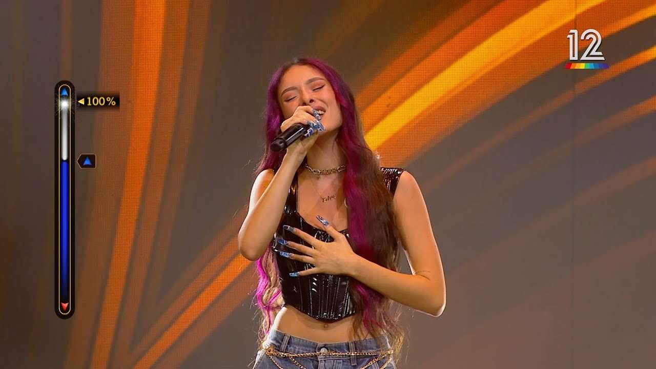 Eden Golan Announces Israel's Eurovision Votes In Grand Final Eden Golan Announces Israel's Eurovision Votes In Grand Final