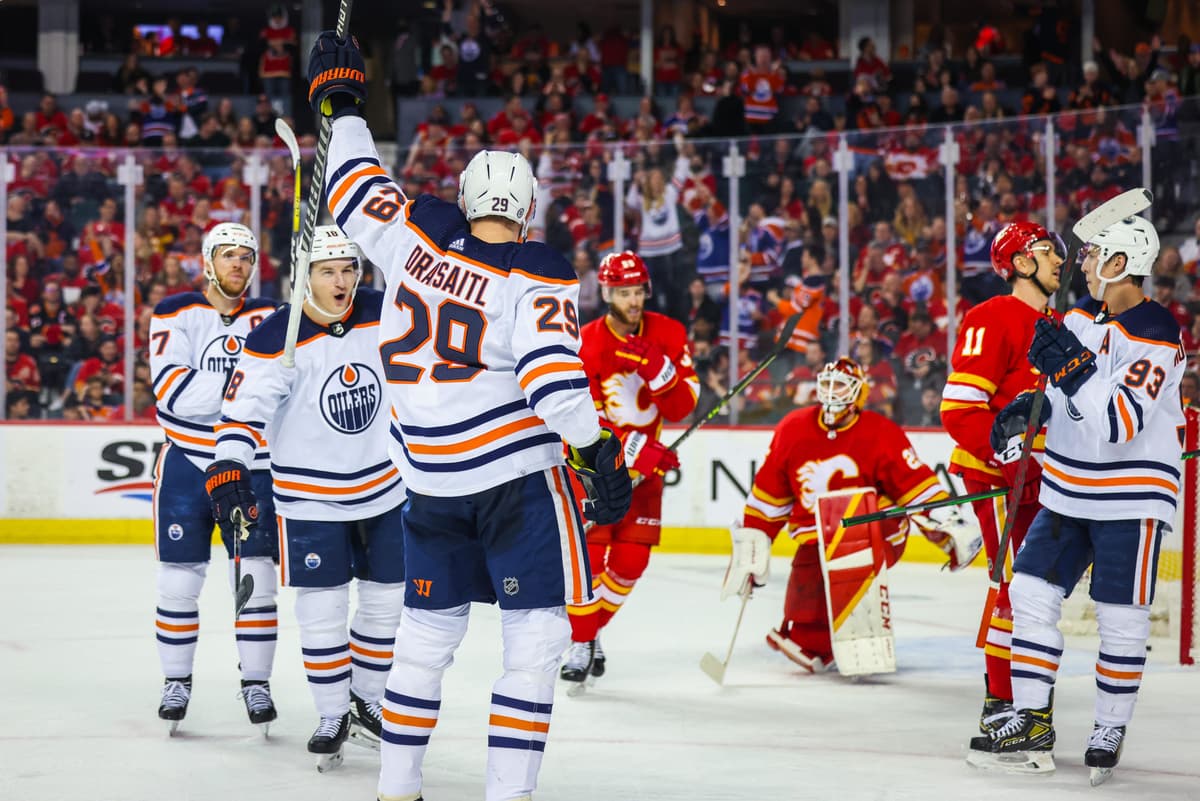 Edmonton Oilers' Draisaitl Leaves Game Due To Injury Edmonton Oilers' Draisaitl Leaves Game Due To Injury