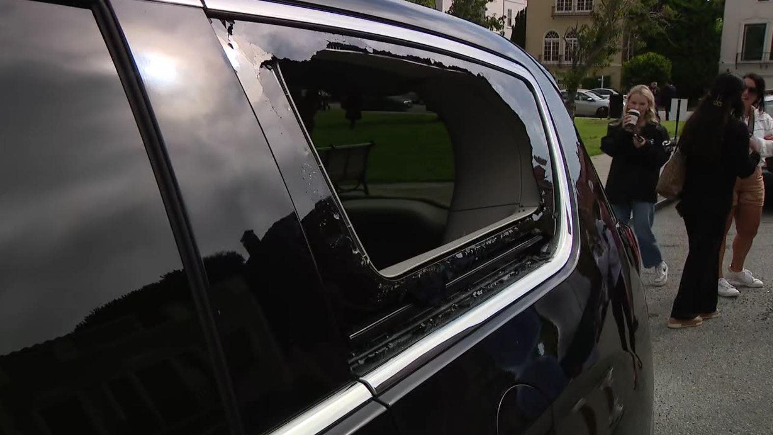 Elizabeth City Apartment Complex Car Break-ins: Dozens Of Vehicles Targeted Elizabeth City Apartment Complex Car Break-ins: Dozens Of Vehicles Targeted