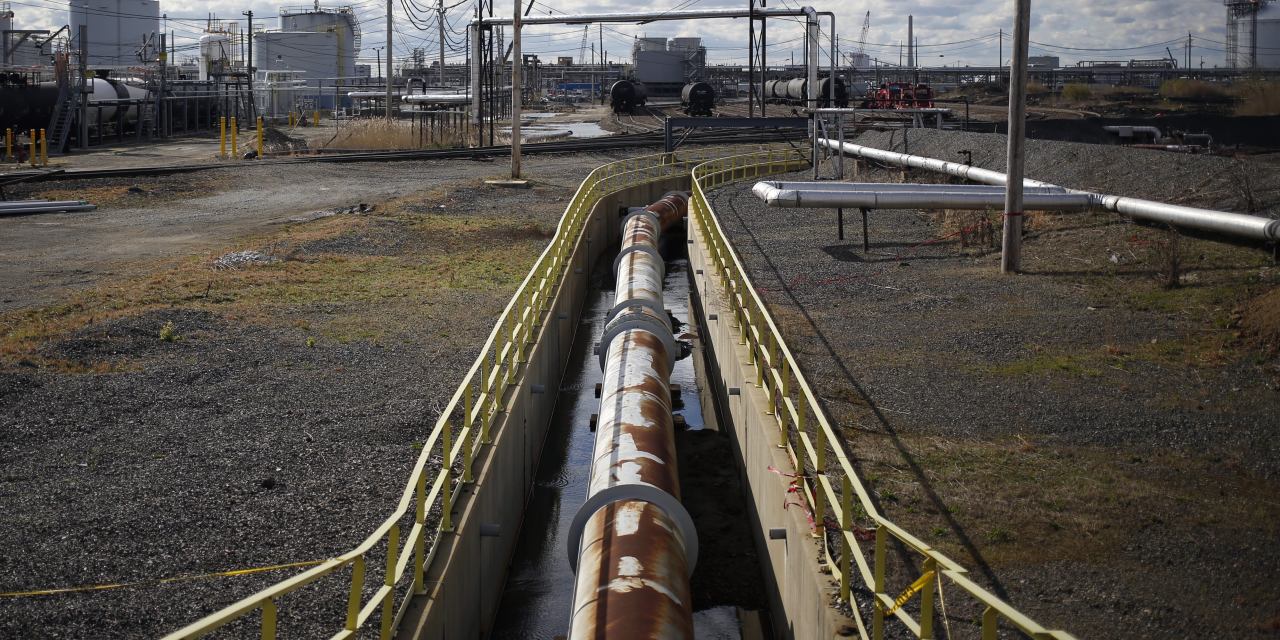 Elliott's Exclusive Pipeline Stake: A Russian Gas Gamble? Elliott's Exclusive Pipeline Stake: A Russian Gas Gamble?