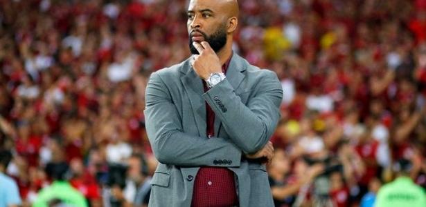 Empresa De Fred Luz Deixa O Corinthians: Os Bastidores Da Decisão Empresa De Fred Luz Deixa O Corinthians: Os Bastidores Da Decisão
