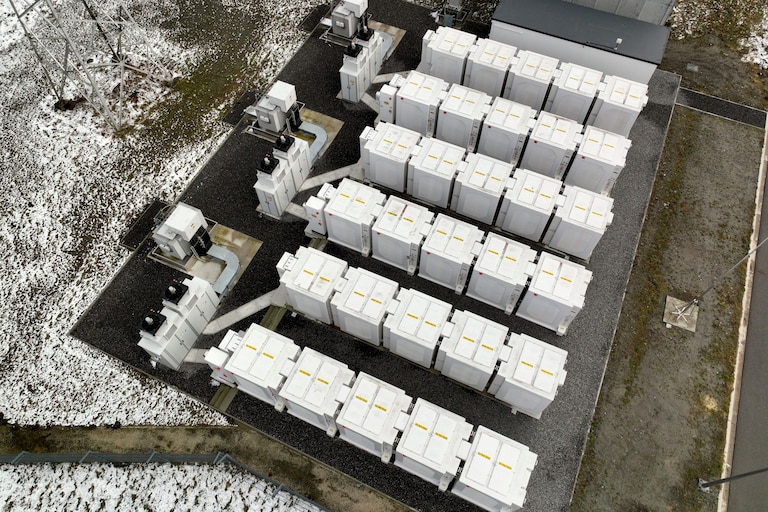 Eneco Lance Son Parc De Batteries Gigantesque À Au Roeulx Eneco Lance Son Parc De Batteries Gigantesque À Au Roeulx