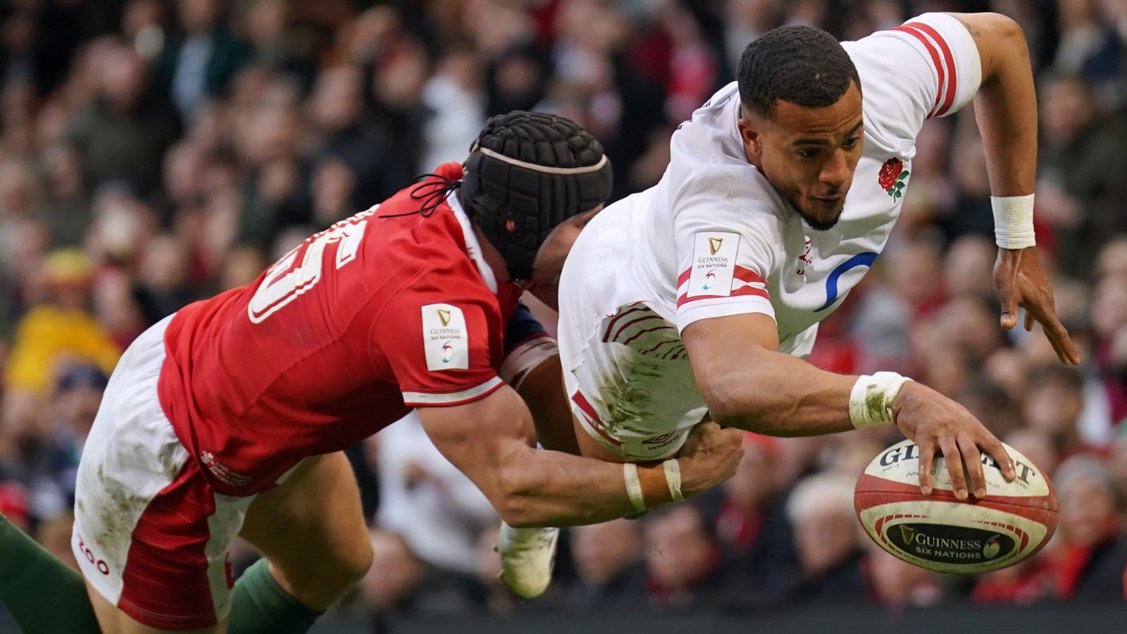 England's Six Nations Victory: Daly's Late Show Steals The Win England's Six Nations Victory: Daly's Late Show Steals The Win