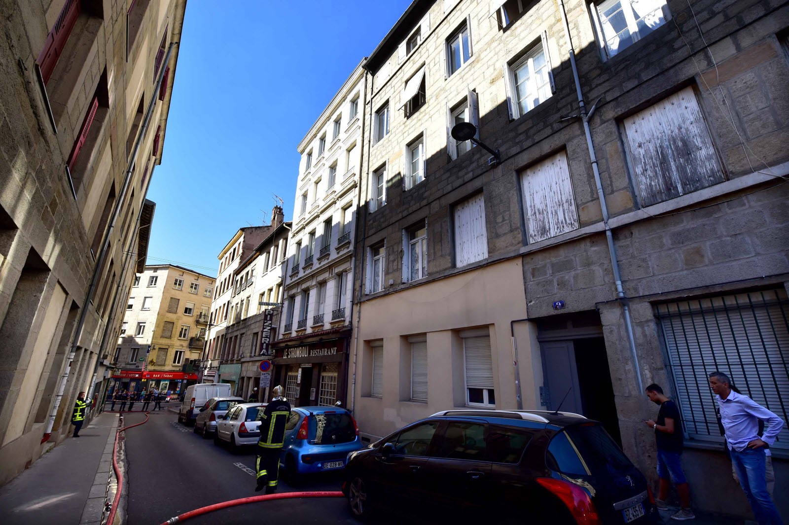 Enquête À Dijon Après Un Impact Violent Rue Michel-Servet : Le Conducteur S'auto-dénonce Enquête À Dijon Après Un Impact Violent Rue Michel-Servet : Le Conducteur S'auto-dénonce