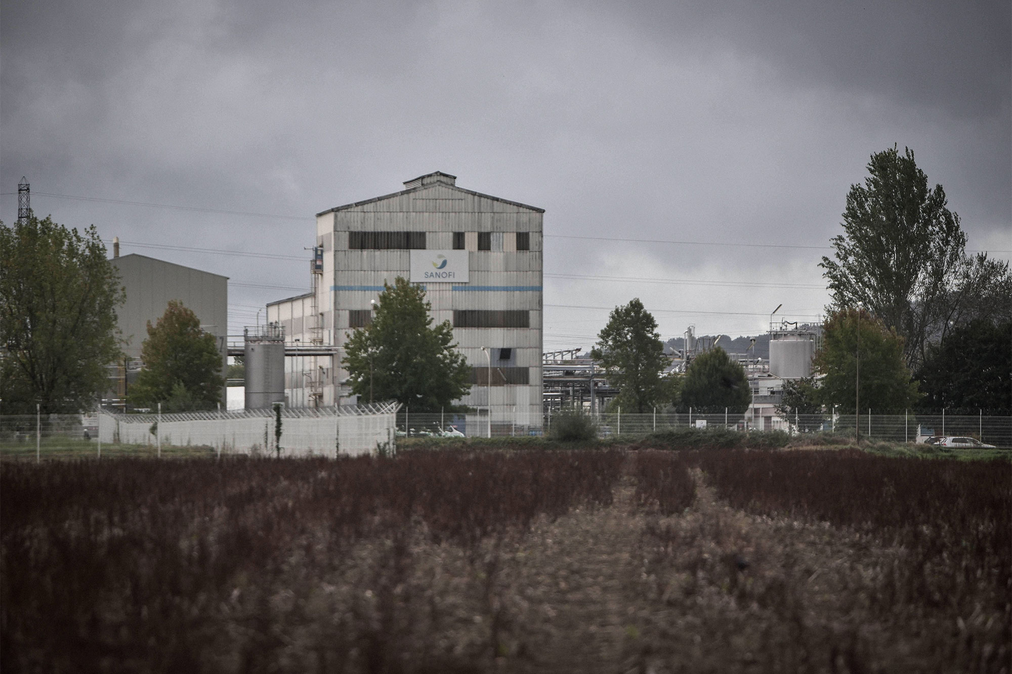 Enquête Sur Les Rejets Toxiques De Sanofi : Faits, Réactions Et Conséquences Enquête Sur Les Rejets Toxiques De Sanofi : Faits, Réactions Et Conséquences