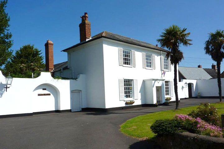Escape To The Country: Top Locations For A Tranquil Life Escape To The Country: Top Locations For A Tranquil Life