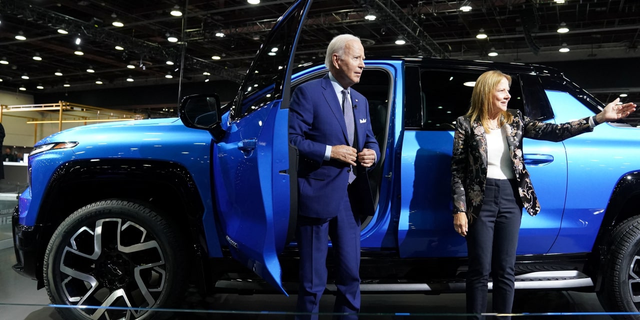 EV Mandate Opposition Grows Among Car Dealerships EV Mandate Opposition Grows Among Car Dealerships