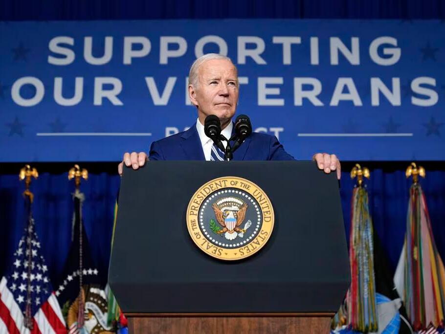 Examining Presidential Power: Clinton's Budget Veto Threats Examining Presidential Power: Clinton's Budget Veto Threats