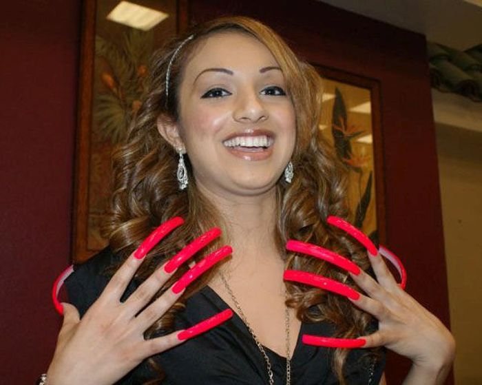 Extra Long Nails: A Beauty School Perspective - Essence WATCH Extra Long Nails: A Beauty School Perspective - Essence WATCH