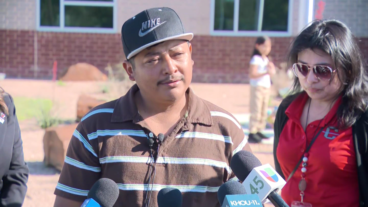 Familia Johnson Víctima De Ataque De Avestruz Durante Visita A Texas Familia Johnson Víctima De Ataque De Avestruz Durante Visita A Texas