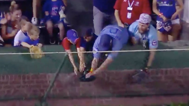 Fan's Fall At Cubs-Pirates Game Sends Him To Hospital Fan's Fall At Cubs-Pirates Game Sends Him To Hospital
