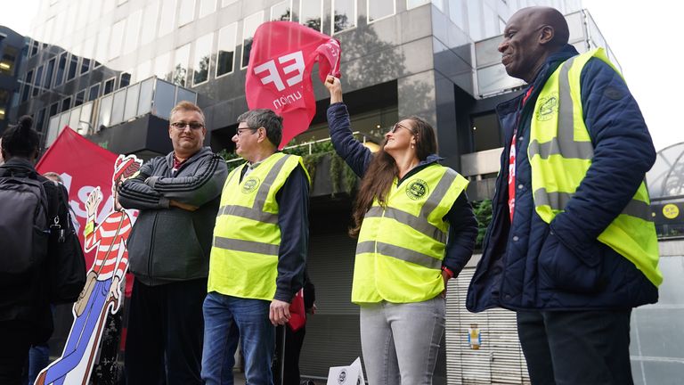 February & March Elizabeth Line Strikes: Full Details Of Affected Services And Routes February & March Elizabeth Line Strikes: Full Details Of Affected Services And Routes