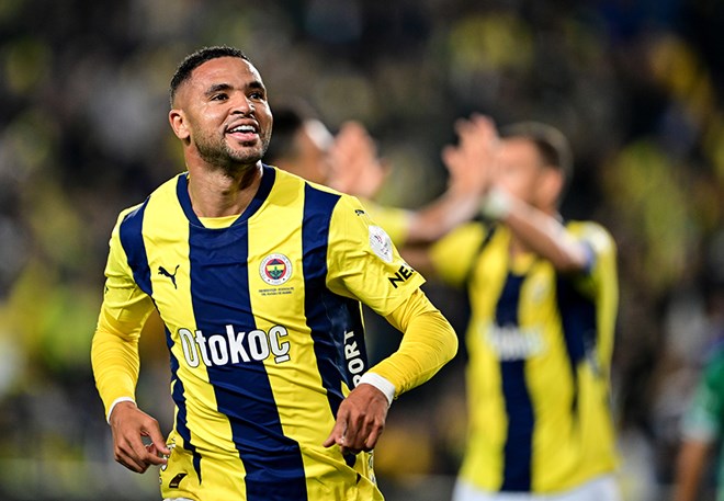 Fenerbahçe'nin Cristiano Ronaldo Teklifi: Şaşırtıcı Gelişmeler Fenerbahçe'nin Cristiano Ronaldo Teklifi: Şaşırtıcı Gelişmeler