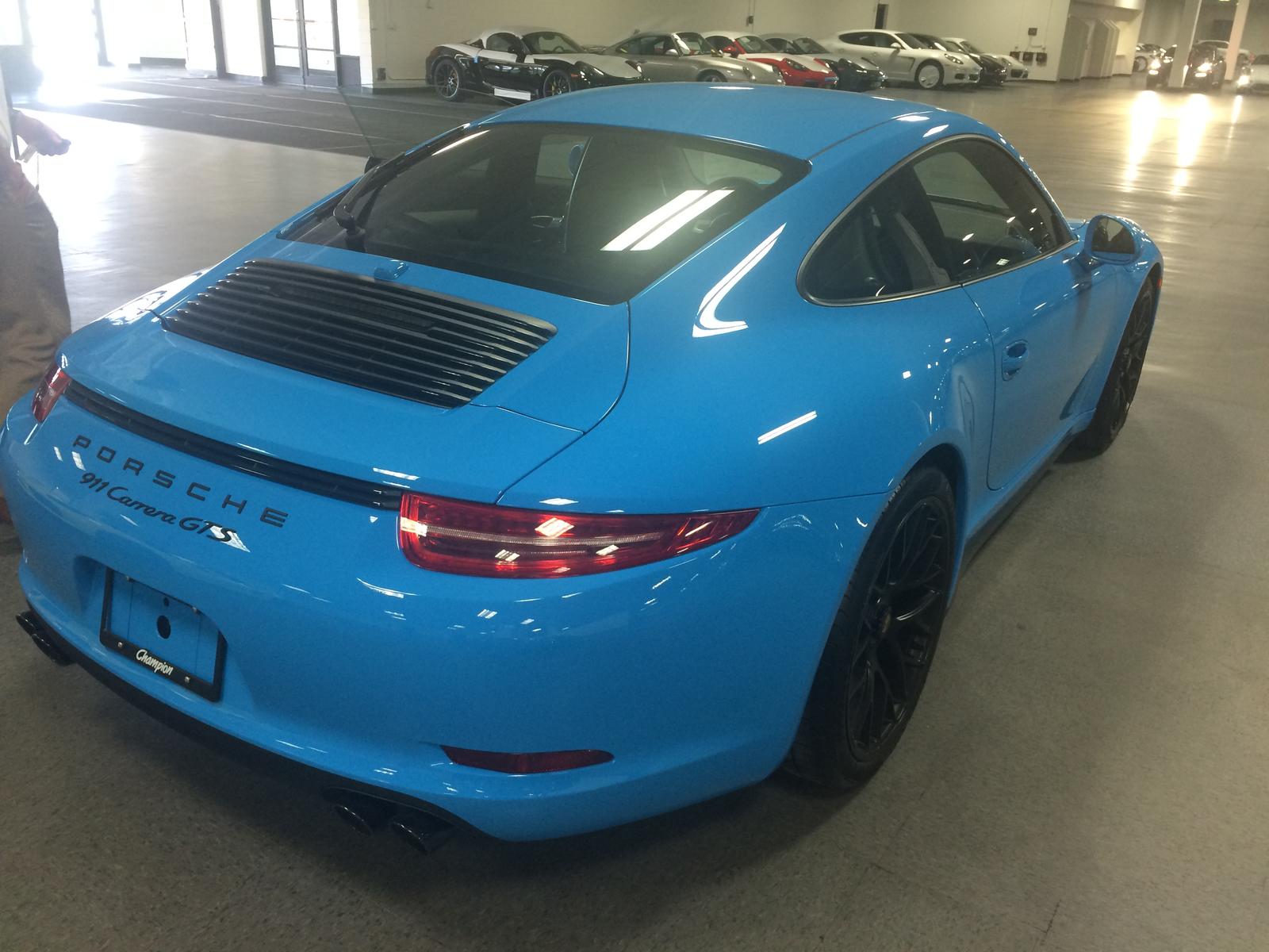 Find Your Dream Car: PTS Riviera Blue Porsche 911 S/T Find Your Dream Car: PTS Riviera Blue Porsche 911 S/T