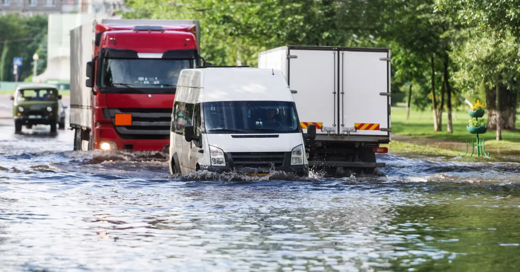 Flash Flood Emergency Response Plan: Protecting Your Family And Property Flash Flood Emergency Response Plan: Protecting Your Family And Property
