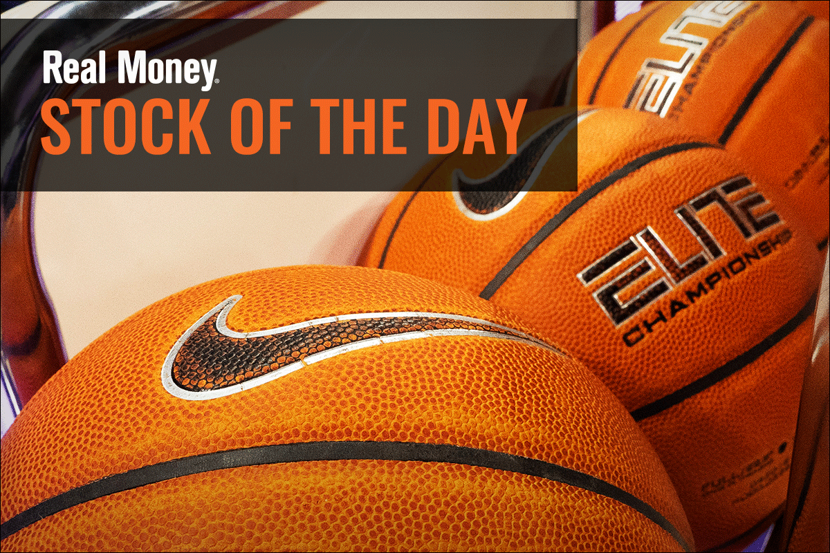 Foot Locker Earnings Signal Nike's Resurgence, Analysts Suggest Foot Locker Earnings Signal Nike's Resurgence, Analysts Suggest