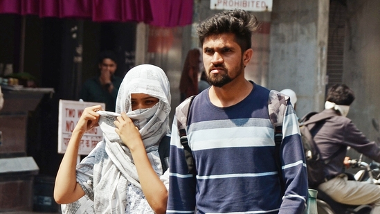 Four West Bengal Districts Under Heatwave Warning Four West Bengal Districts Under Heatwave Warning