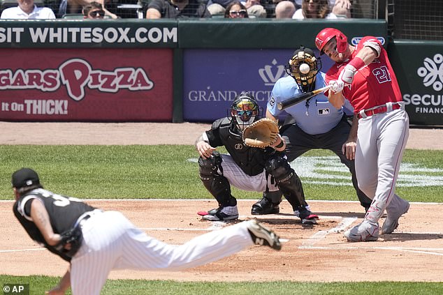 Giants Defeat Angels Despite Mike Trout's Two Home Runs Giants Defeat Angels Despite Mike Trout's Two Home Runs