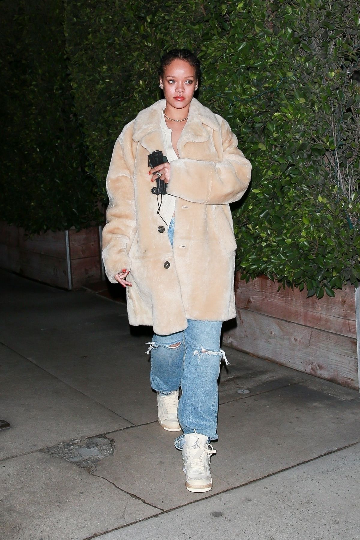 Giorgio Baldi Reopens: Rihanna Among First Diners Giorgio Baldi Reopens: Rihanna Among First Diners