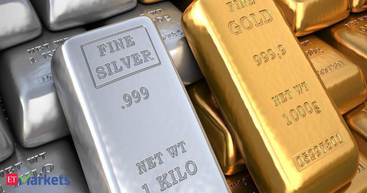Gold Slumps: Back-to-Back Weekly Declines Mark 2025 Trend Gold Slumps: Back-to-Back Weekly Declines Mark 2025 Trend