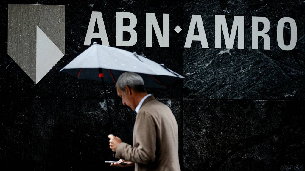 Groeiend Autobezit Drijft Occasionverkopen Bij ABN AMRO Omhoog Groeiend Autobezit Drijft Occasionverkopen Bij ABN AMRO Omhoog