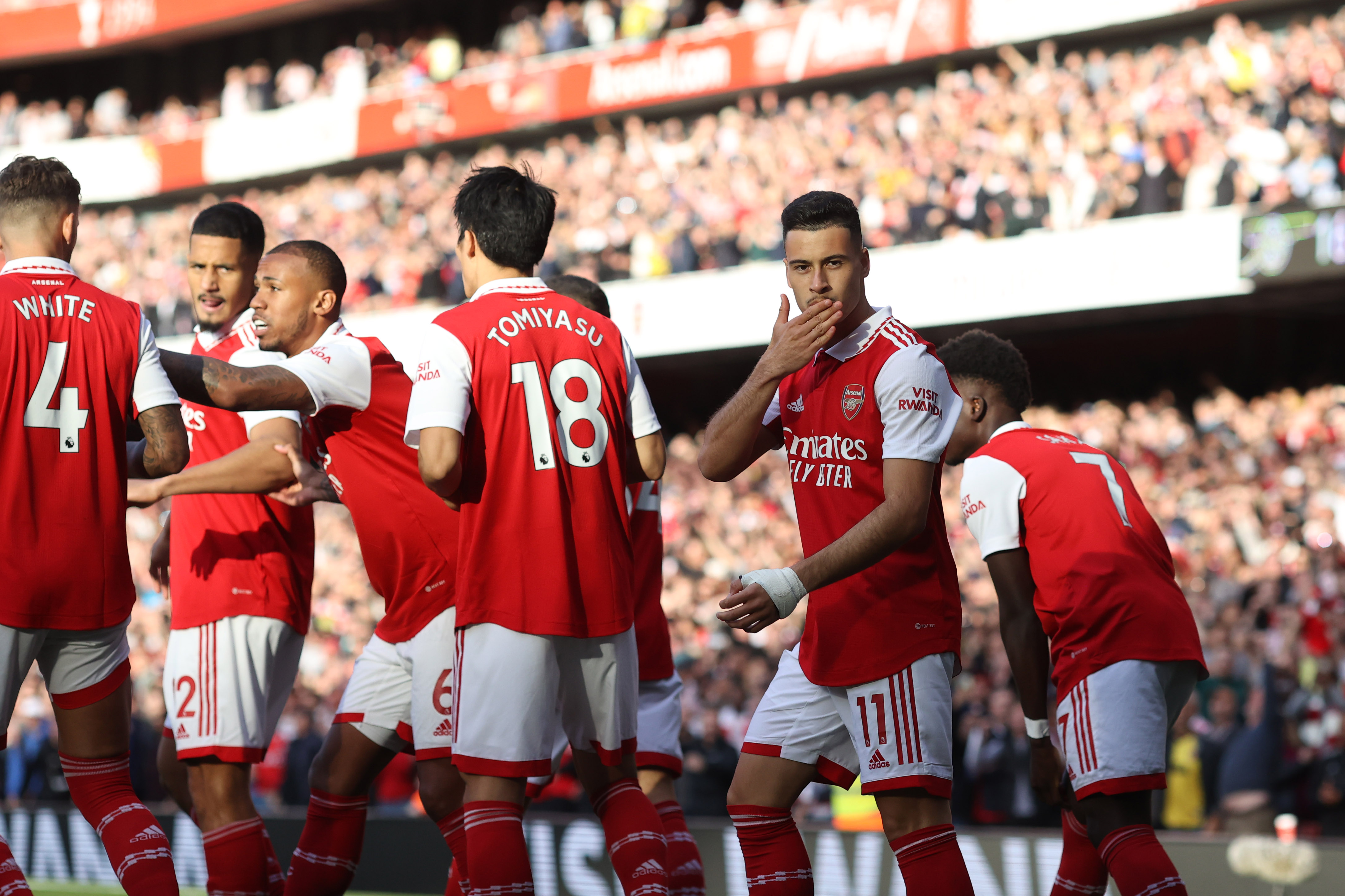 Gunners Eye Premier League Star: Arsenal Transfer Update Gunners Eye Premier League Star: Arsenal Transfer Update