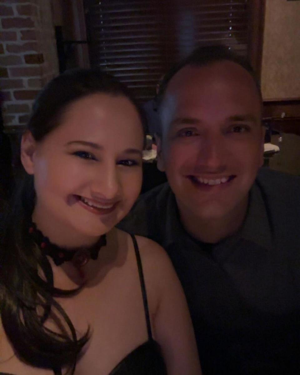 Gypsy Rose Blanchard's Relationship With Ken Urker: Why No Wedding Bells Yet? Gypsy Rose Blanchard's Relationship With Ken Urker: Why No Wedding Bells Yet?