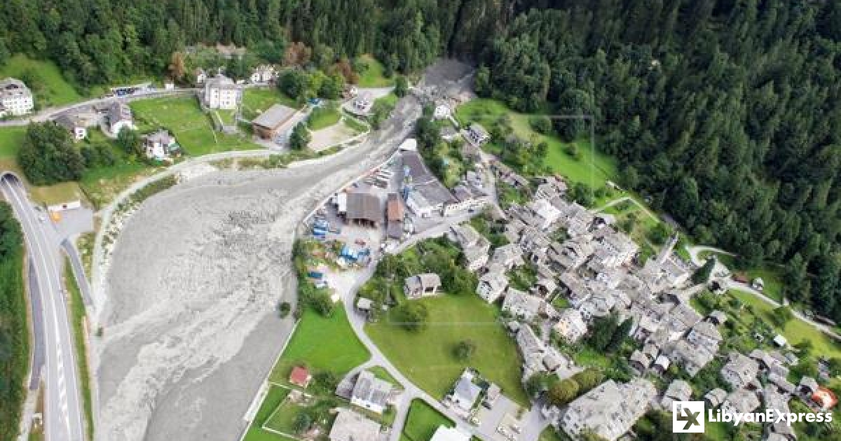 Helicopter And Hoof: Unique Livestock Evacuation In Swiss Alps Amidst Landslide Risk Helicopter And Hoof: Unique Livestock Evacuation In Swiss Alps Amidst Landslide Risk