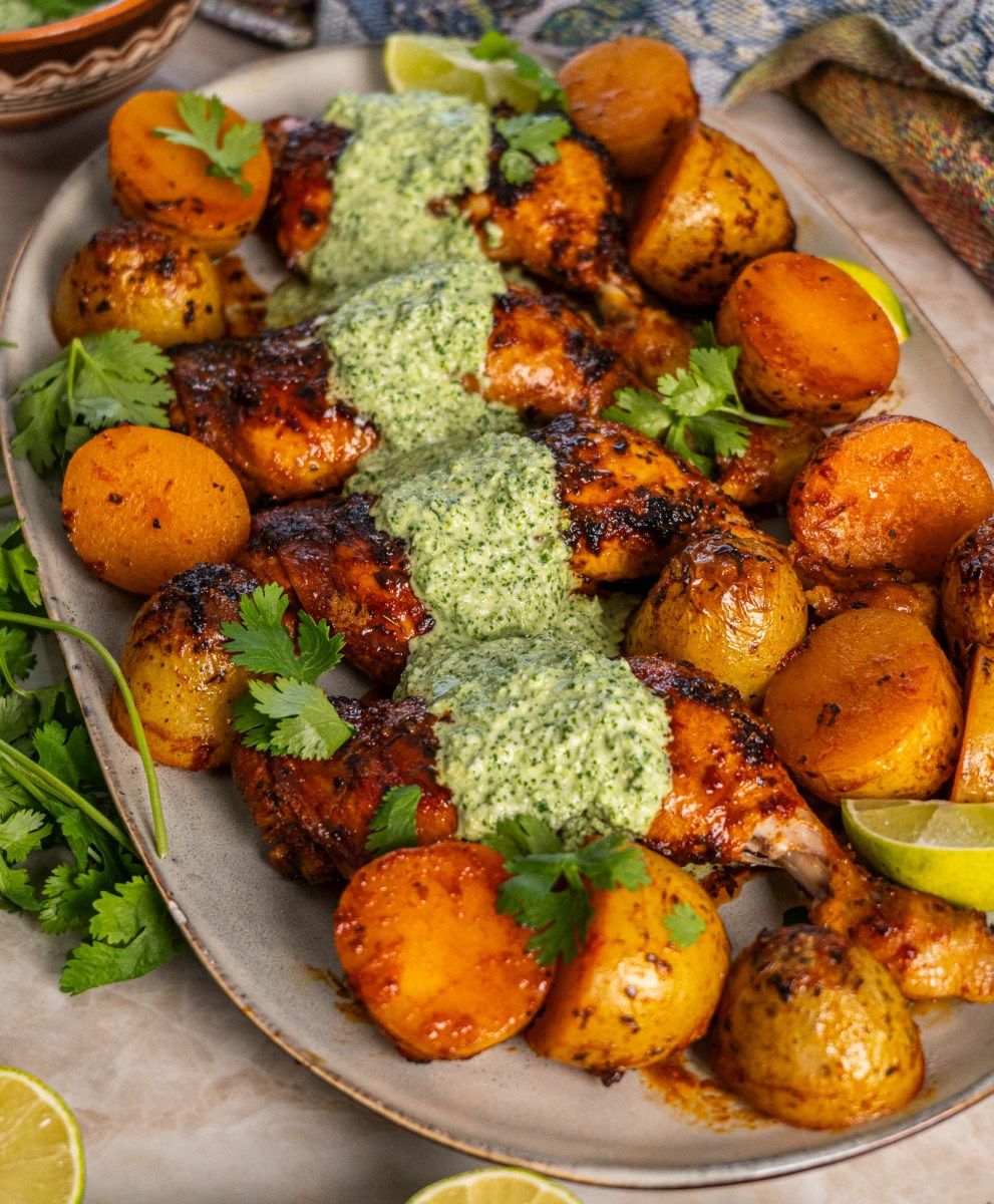 Hemgjorda Kycklingnuggets Med Majsflingor & Asiatisk Kålsallad Hemgjorda Kycklingnuggets Med Majsflingor & Asiatisk Kålsallad