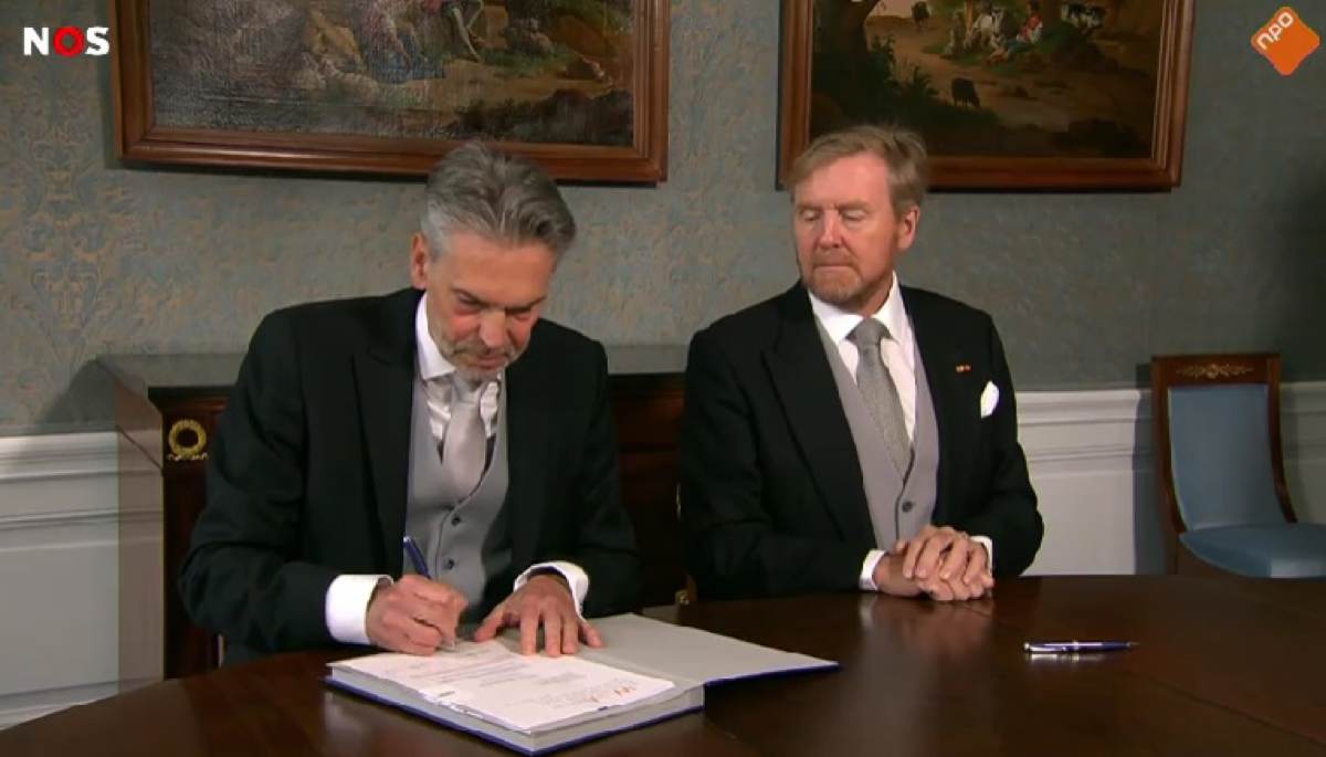 Honours Dispute: Schoof And Faber's Public Standoff Honours Dispute: Schoof And Faber's Public Standoff