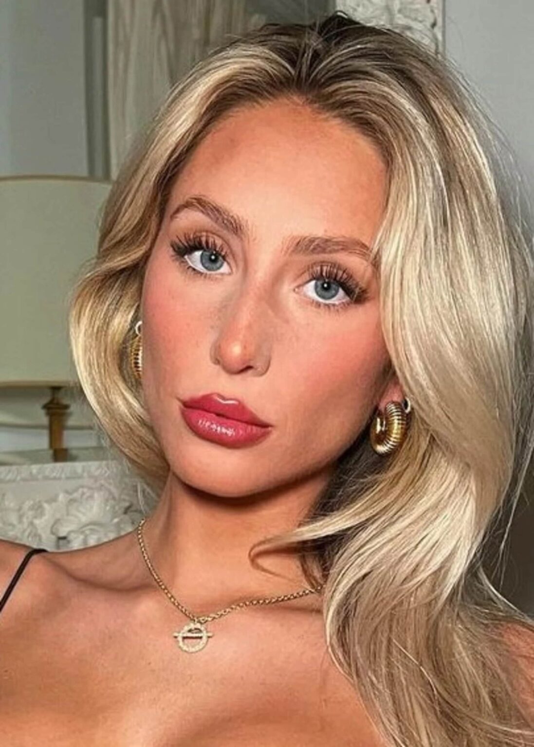 How Alix Earle Conquered Gen Z As A Savvy Influencer On Dancing With The Stars How Alix Earle Conquered Gen Z As A Savvy Influencer On Dancing With The Stars