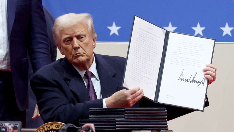 How Trump's Executive Orders Affected The Transgender Community: Your Stories Matter How Trump's Executive Orders Affected The Transgender Community: Your Stories Matter