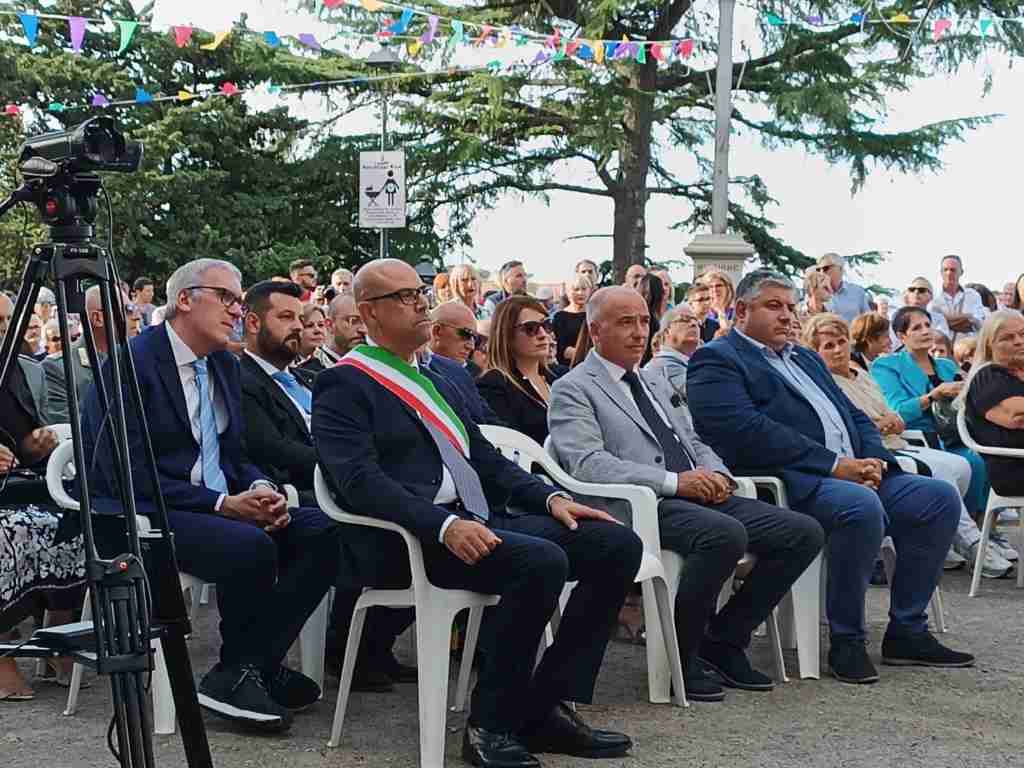 Il Caso Becciu: Papa Francesco Non Prevede Dimissioni Immediate Il Caso Becciu: Papa Francesco Non Prevede Dimissioni Immediate