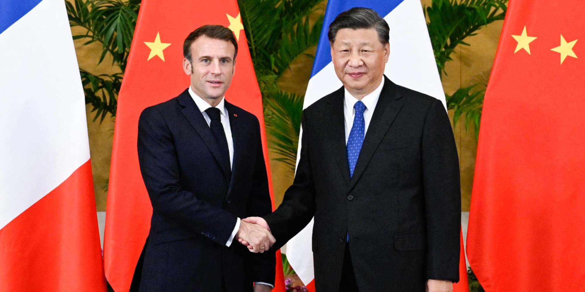 Images Inédites: L'émotion D'Emmanuel Macron Après Une Rencontre Avec Des Victimes En Israël Images Inédites: L'émotion D'Emmanuel Macron Après Une Rencontre Avec Des Victimes En Israël