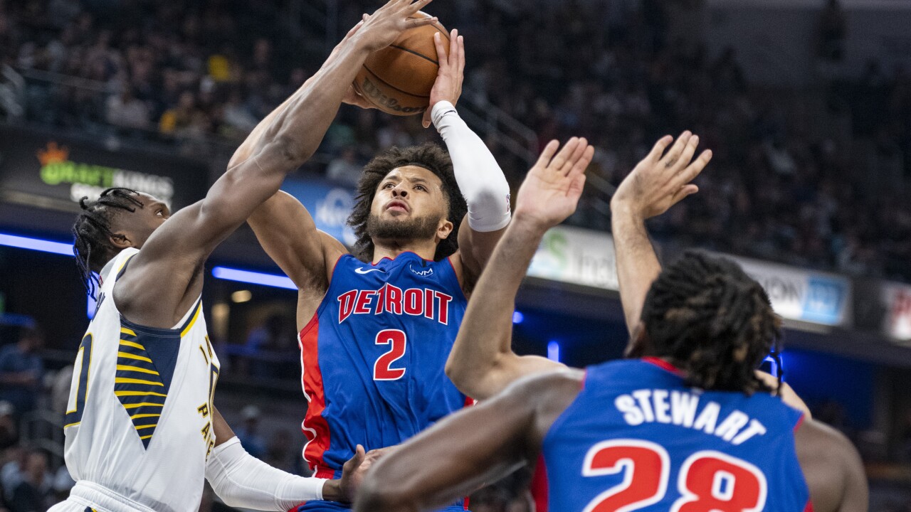 Indiana Pacers' Mathurin Ejected For Hitting Cleveland's Hunter In Game 4 Indiana Pacers' Mathurin Ejected For Hitting Cleveland's Hunter In Game 4