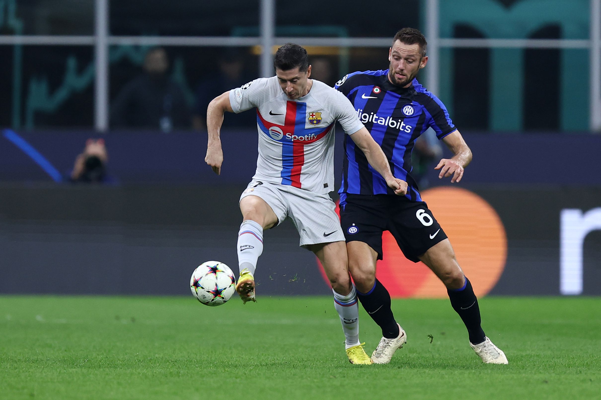 Inter Vs Barcelona Champions League: Live Match Updates & Highlights Inter Vs Barcelona Champions League: Live Match Updates & Highlights