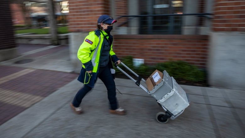 Is Canada Post's Decline Creating Opportunities For Competitors? Is Canada Post's Decline Creating Opportunities For Competitors?
