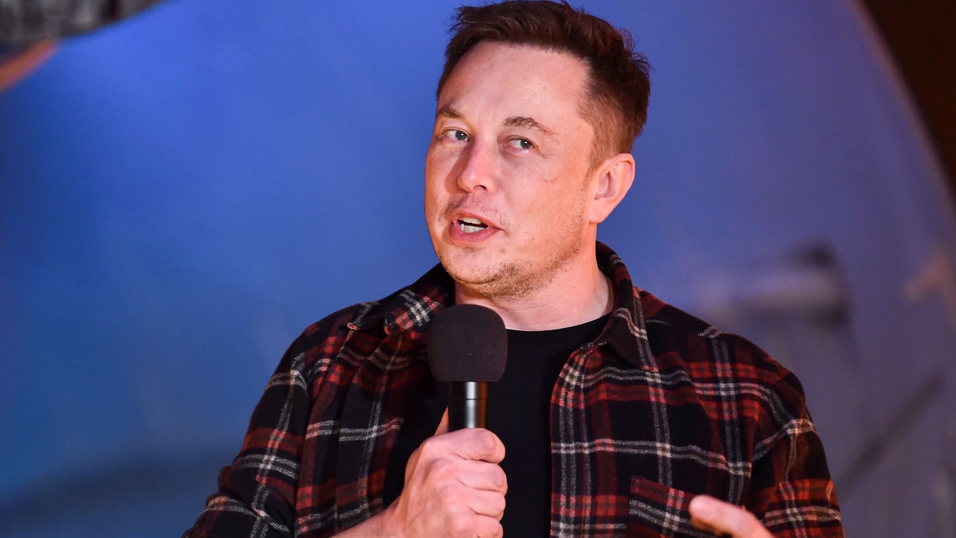 Is Elon Musk's Robotaxi Vision Crumbling?