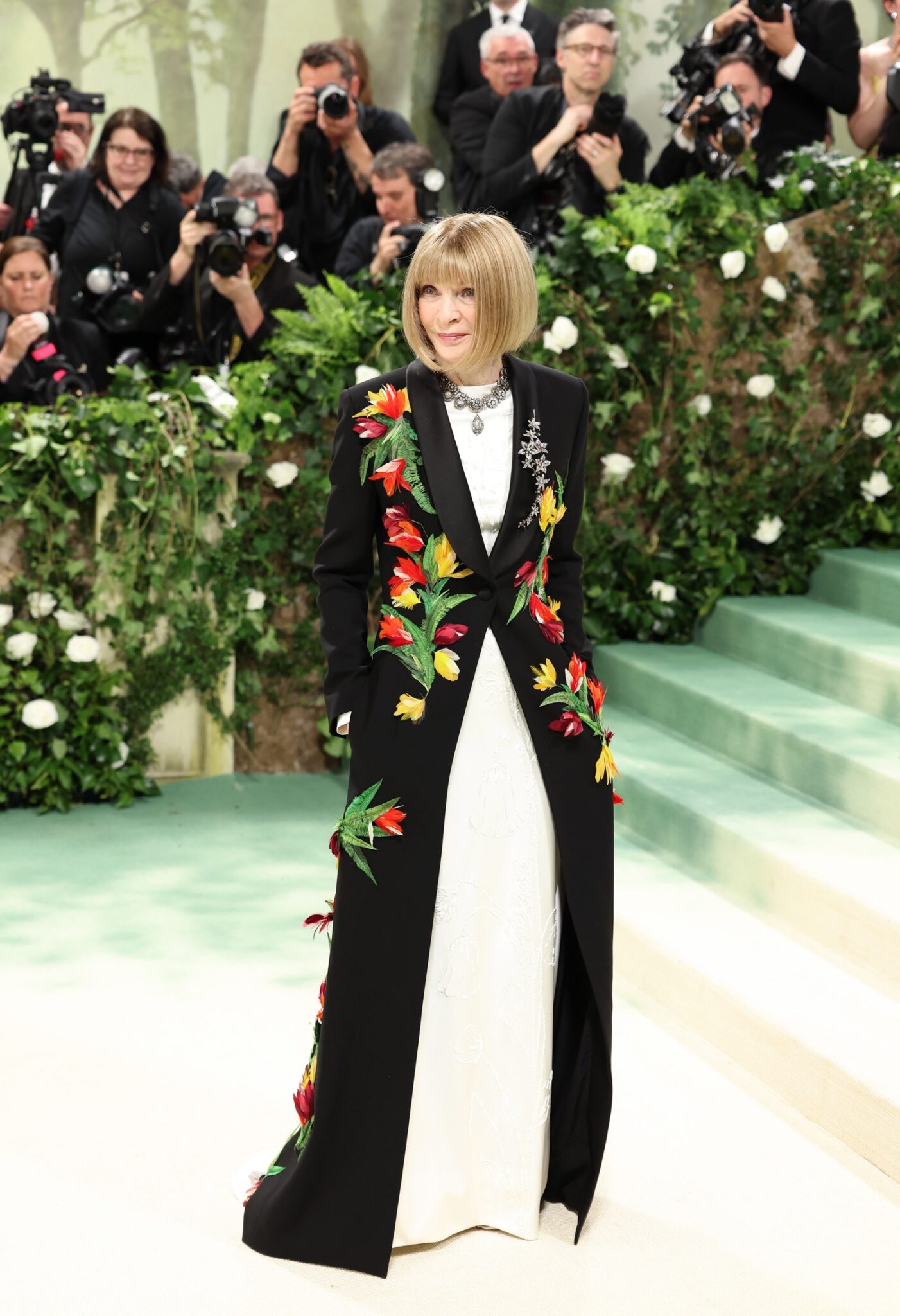 Is Naomi Campbell Banned From The 2025 Met Gala? The Anna Wintour Conflict Explored Is Naomi Campbell Banned From The 2025 Met Gala? The Anna Wintour Conflict Explored