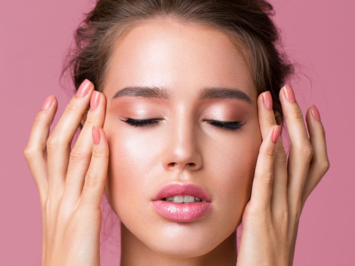 Is Your Makeup Hurting Your Skin?  A Comprehensive Guide