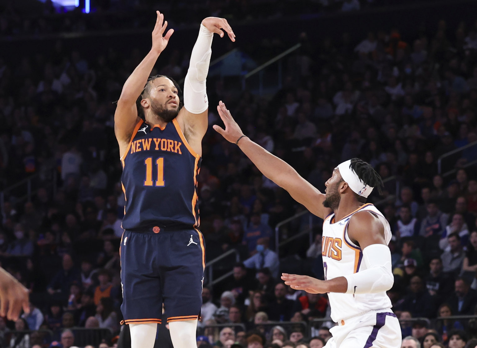 Jalen Brunson Expected Sunday Debut After One-Month Ankle Absence Jalen Brunson Expected Sunday Debut After One-Month Ankle Absence